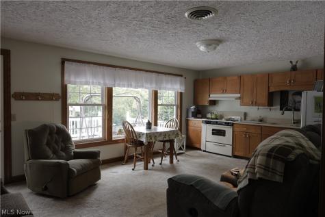 7174 Township Road 604 Millersburg OH 44654
