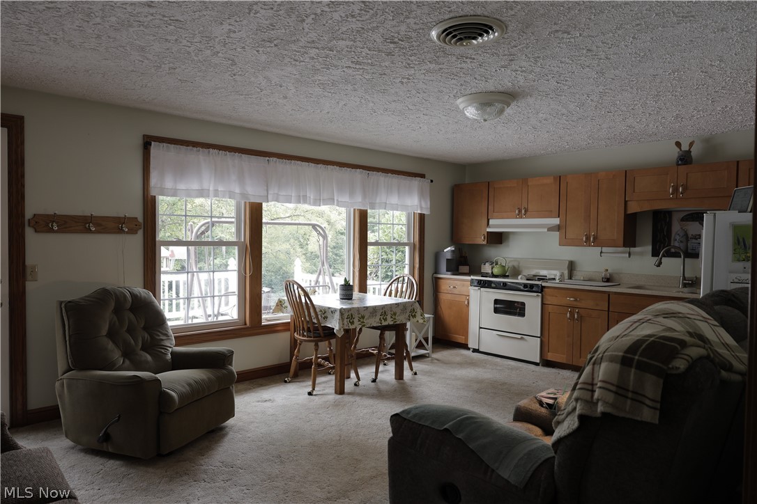 7174 Township Road 604 Millersburg OH 44654