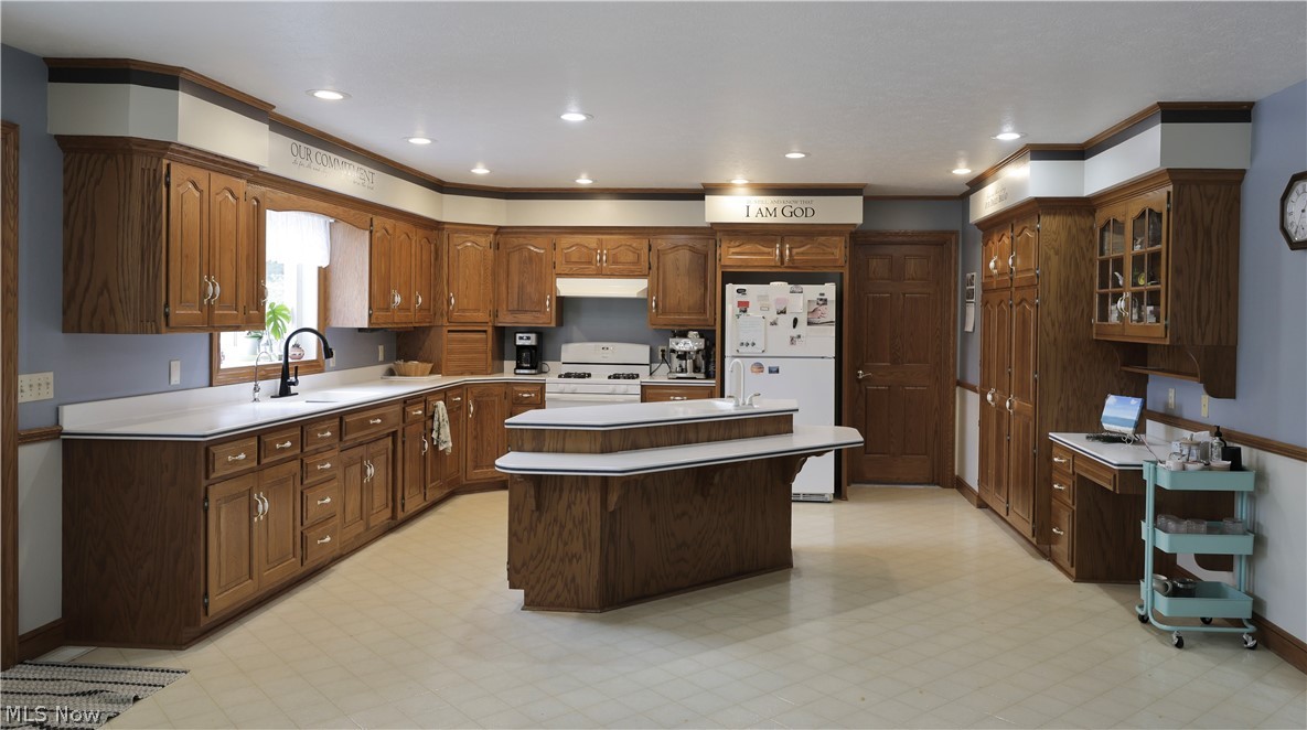 7174 Township Road 604 Millersburg OH 44654