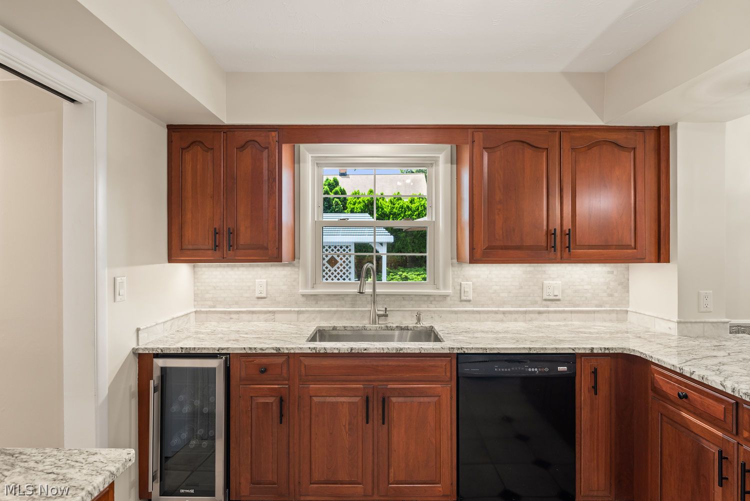 4058 Wooster Road Rocky River OH 44116