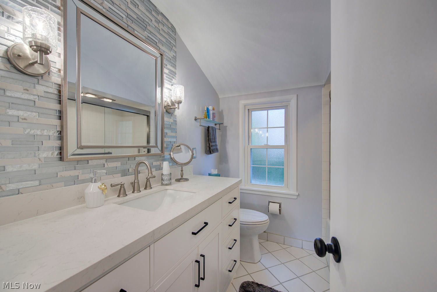 4058 Wooster Road Rocky River OH 44116