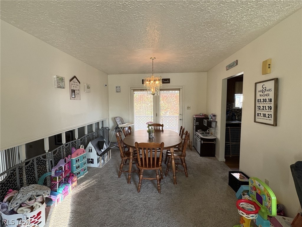 202 Sarah Boulevard Toronto OH 43964