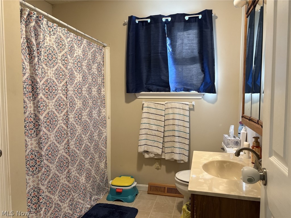 202 Sarah Boulevard Toronto OH 43964