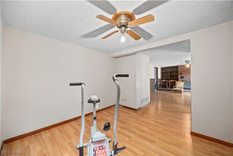 6167 Lake Avenue Elyria OH 44035