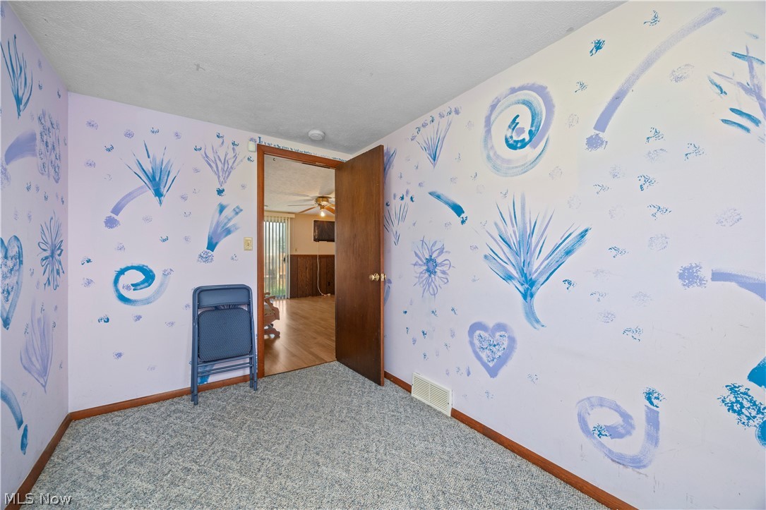 6167 Lake Avenue Elyria OH 44035