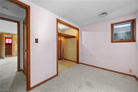 6167 Lake Avenue Elyria OH 44035