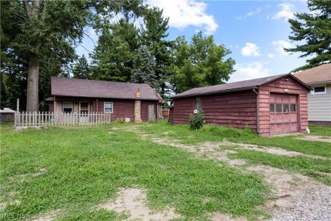 6167 Lake Avenue Elyria OH 44035
