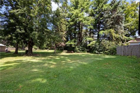 6167 Lake Avenue Elyria OH 44035