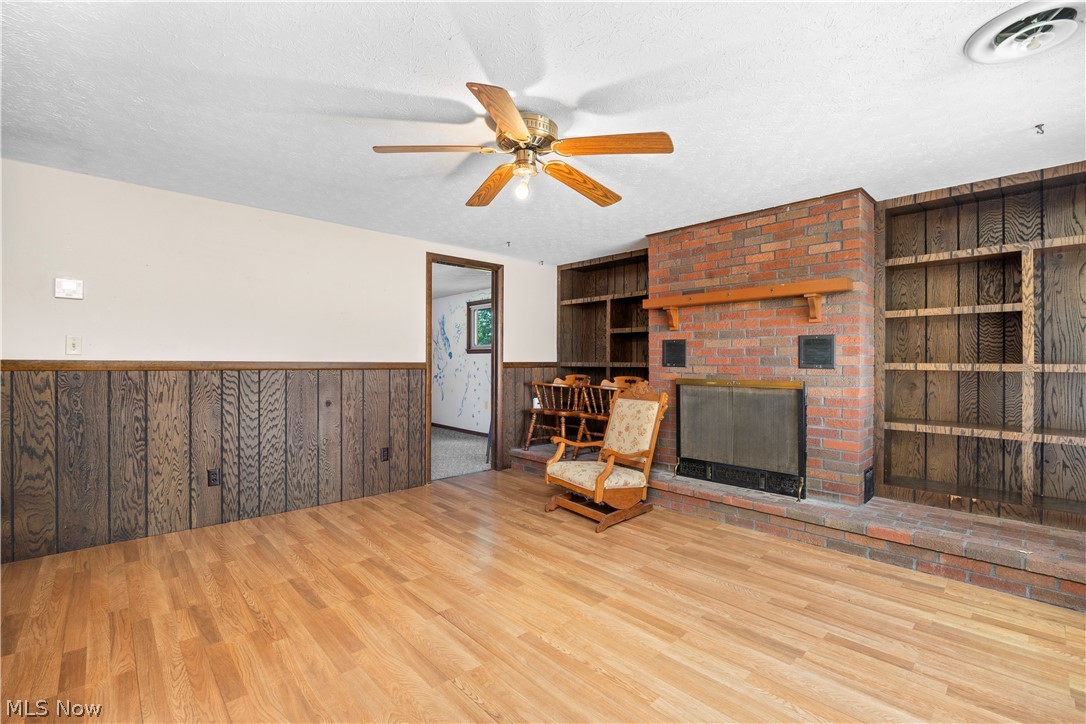6167 Lake Avenue Elyria OH 44035
