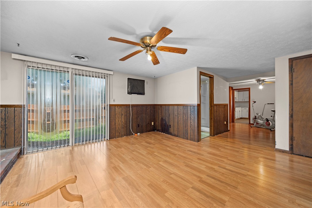 6167 Lake Avenue Elyria OH 44035