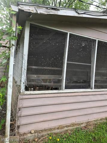 355 E Oregon Avenue Sebring OH 44672