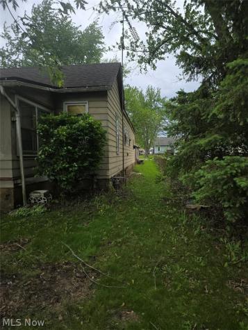 355 E Oregon Avenue Sebring OH 44672