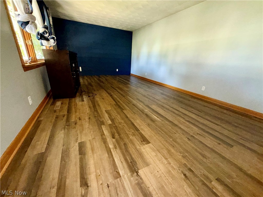 516 N Oak Street West Lafayette OH 43845