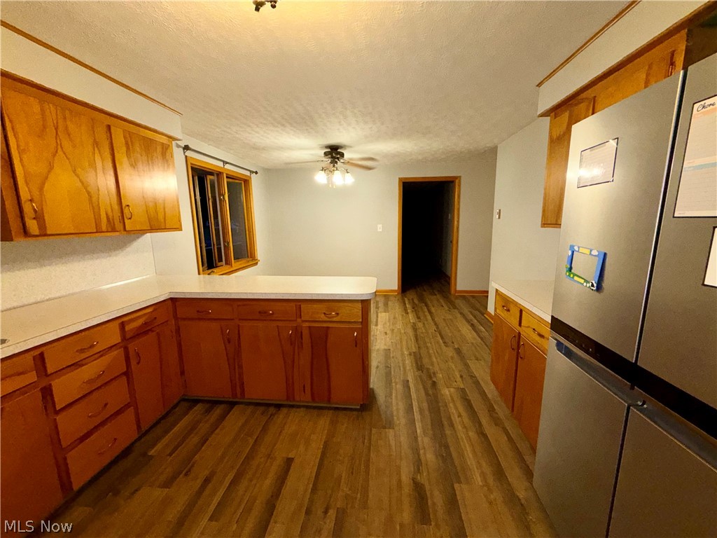 516 N Oak Street West Lafayette OH 43845