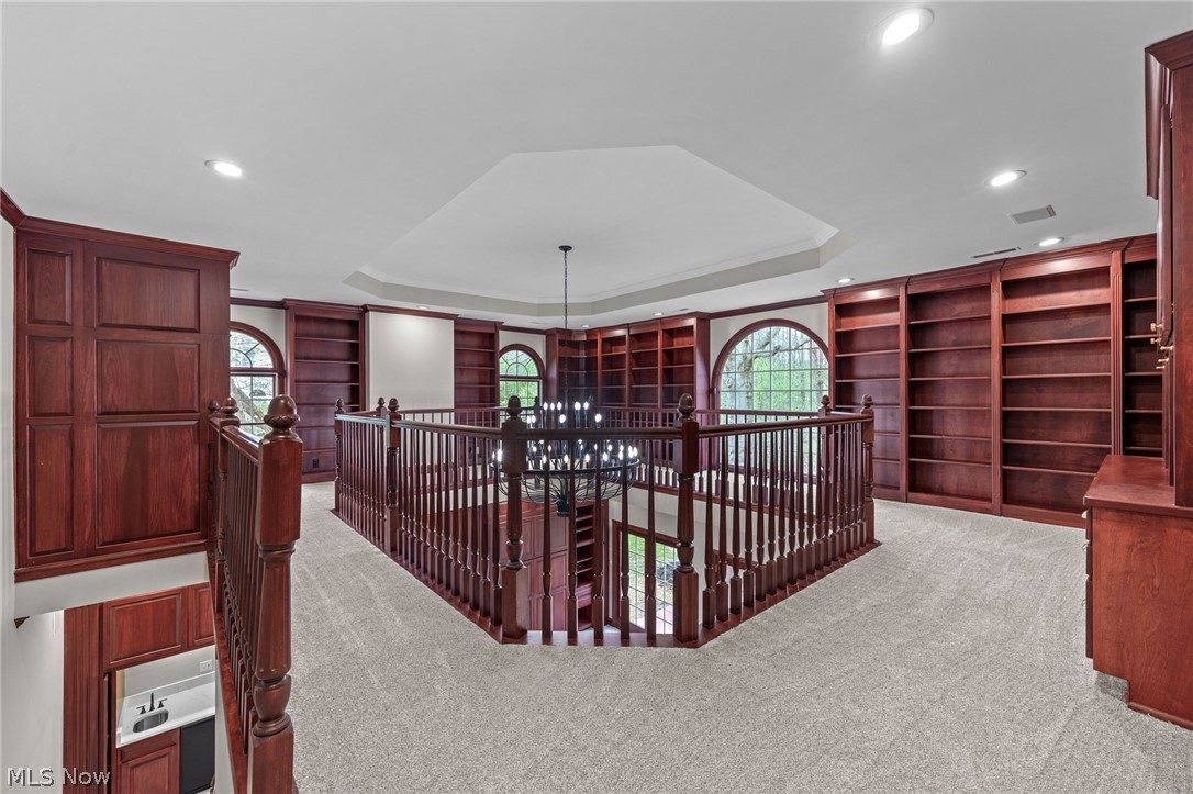 834 Eaton Park Lane Akron OH 44303