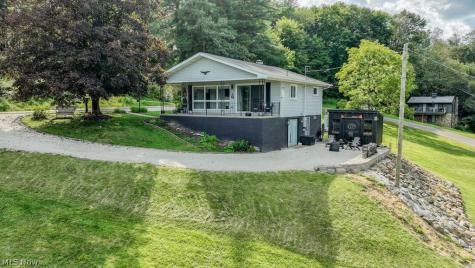 7148 Gopher Road SW Dellroy OH 44620