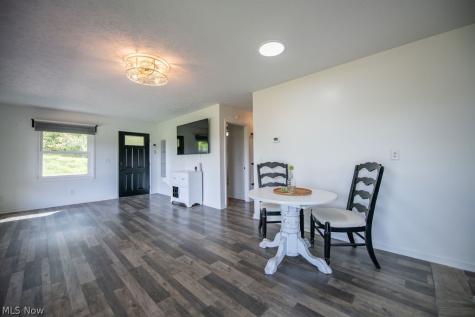 7148 Gopher Road SW Dellroy OH 44620