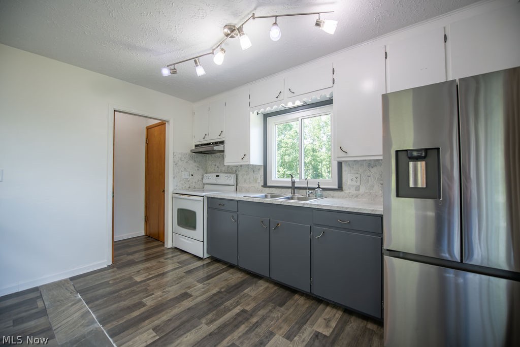 7148 Gopher Road SW Dellroy OH 44620