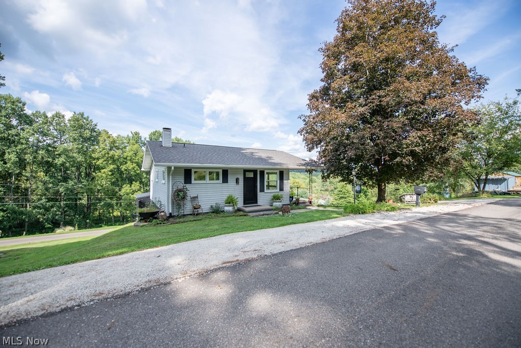 7148 Gopher Road SW Dellroy OH 44620
