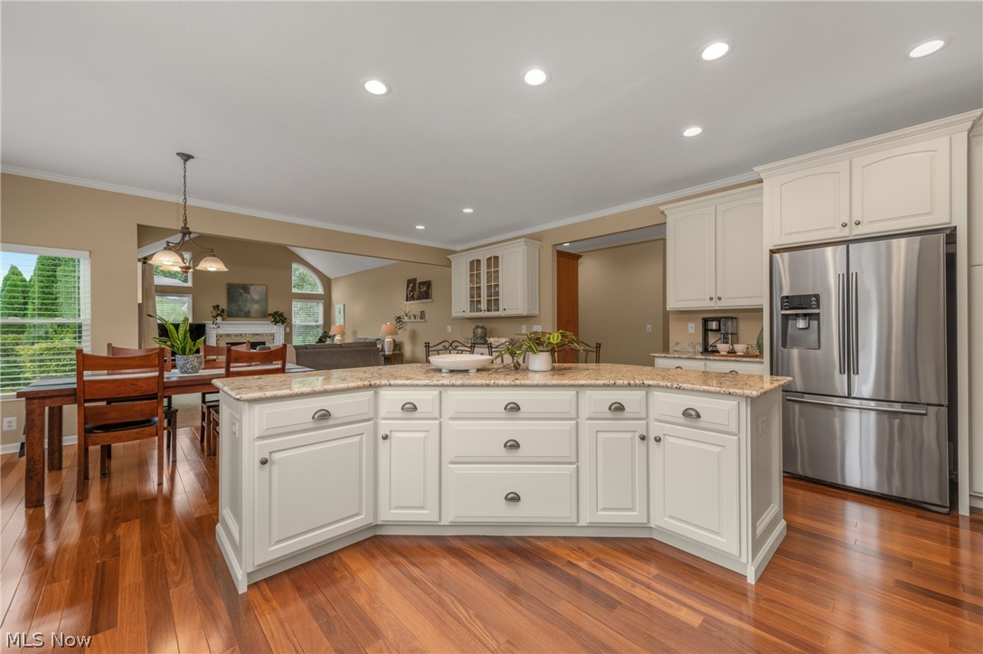 681 Bridgeside Drive Avon Lake OH 44012