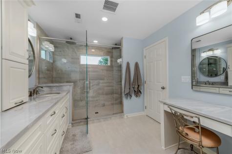 681 Bridgeside Drive Avon Lake OH 44012