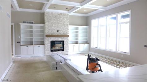 945 Royal Oak Avenue NE North Canton OH 44720