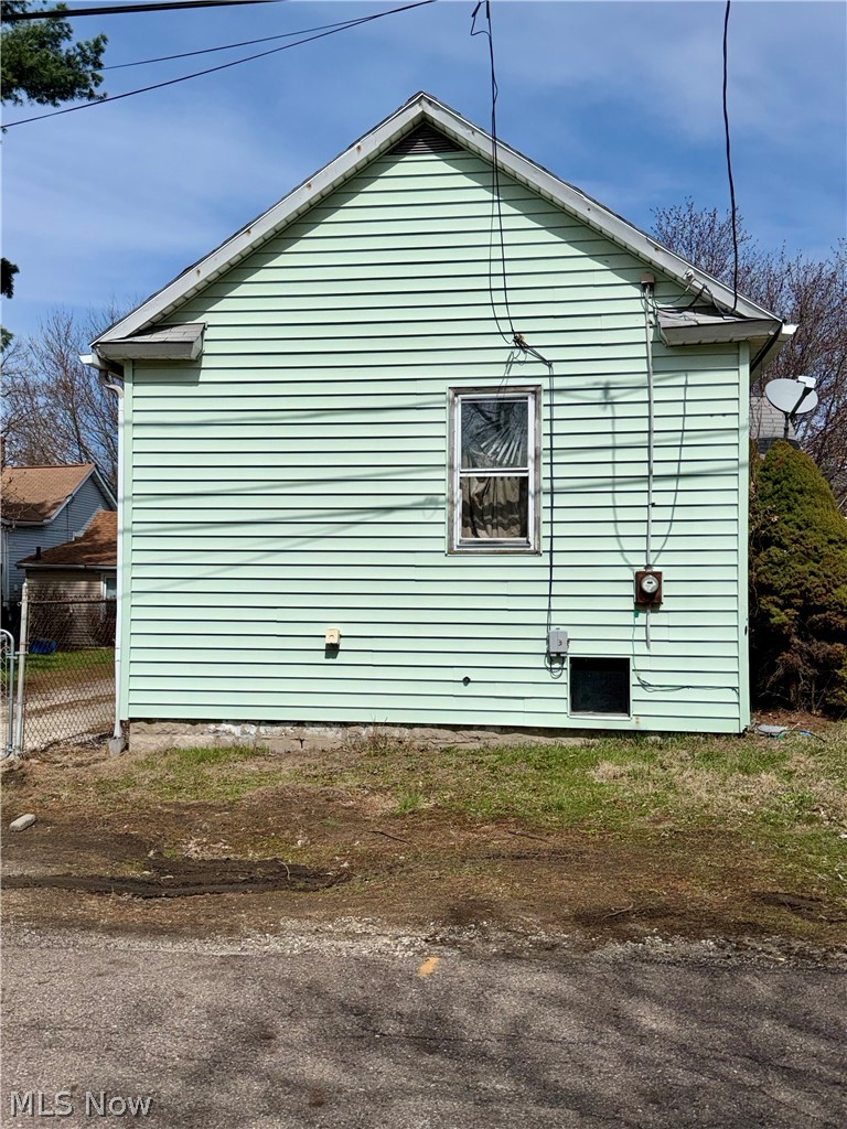 1304 Lakeshore Boulevard Akron OH 44301