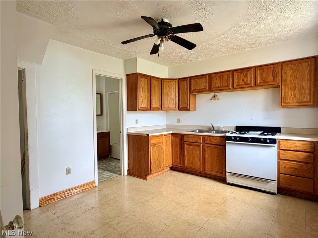 1304 Lakeshore Boulevard Akron OH 44301