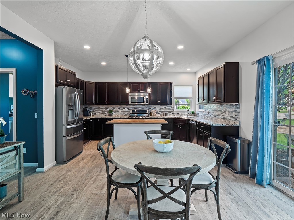345 Waterside Drive Avon Lake OH 44012