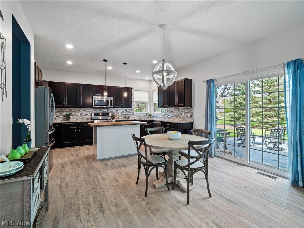 345 Waterside Drive Avon Lake OH 44012