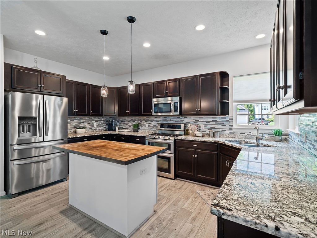 345 Waterside Drive Avon Lake OH 44012