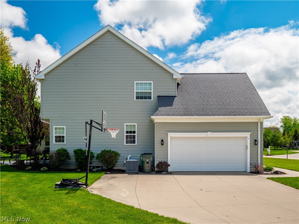 345 Waterside Drive Avon Lake OH 44012