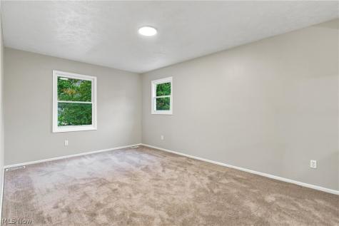 5115 Troyer Drive Kent OH 44240