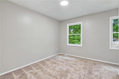 5115 Troyer Drive Kent OH 44240