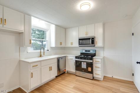 1026 Taggart Street NW Massillon OH 44646