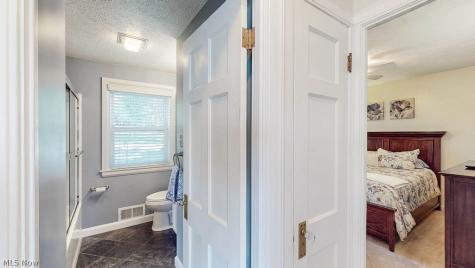6162 Akins Road North Royalton OH 44133
