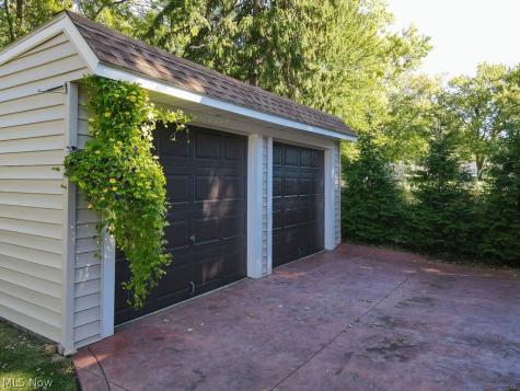 6162 Akins Road North Royalton OH 44133