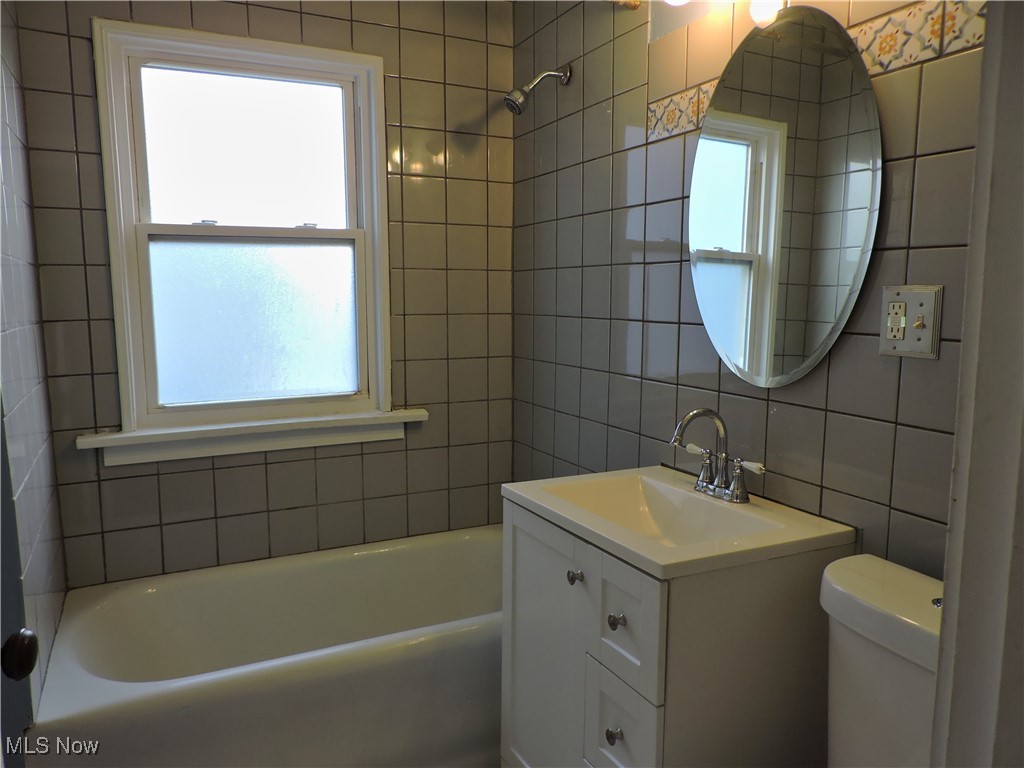 3718 W 135th Street Cleveland OH 44111