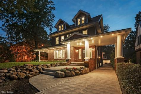 2094 Lamberton Road Cleveland Heights OH 44118