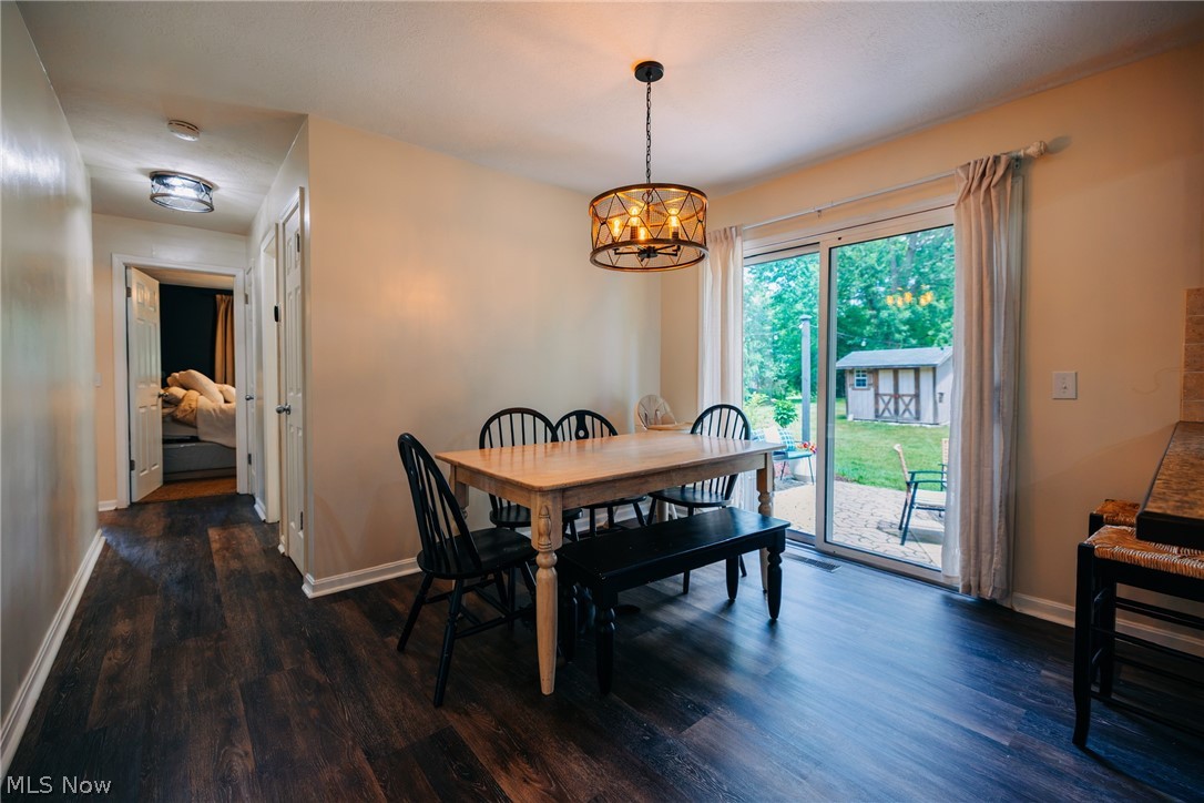 8666 Morning View Avenue NW Clinton OH 44216