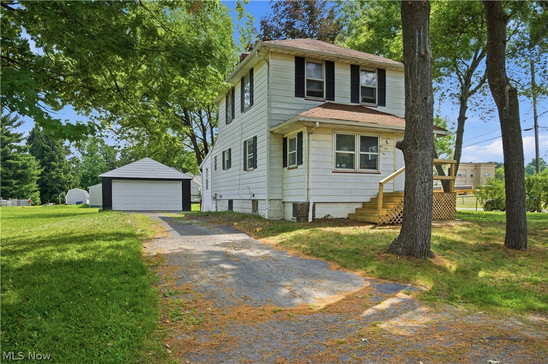 2453 Eddie Street Youngstown OH 44509