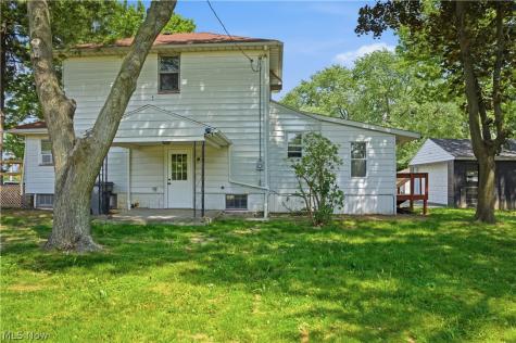 2453 Eddie Street Youngstown OH 44509