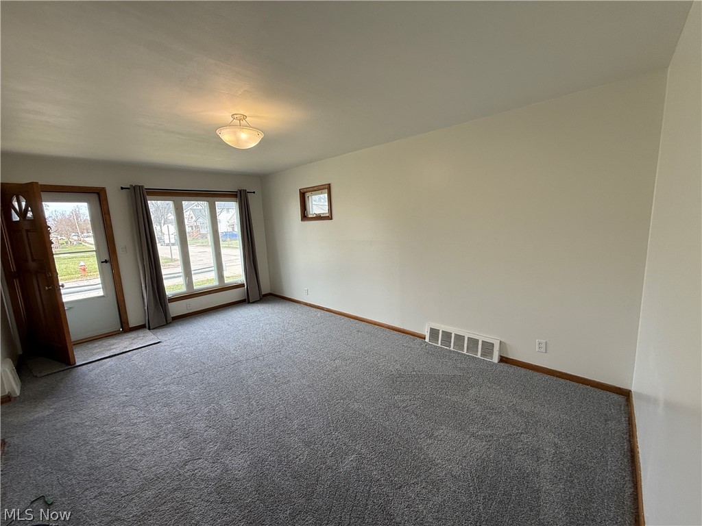 17201 Martha Road Cleveland OH 44135