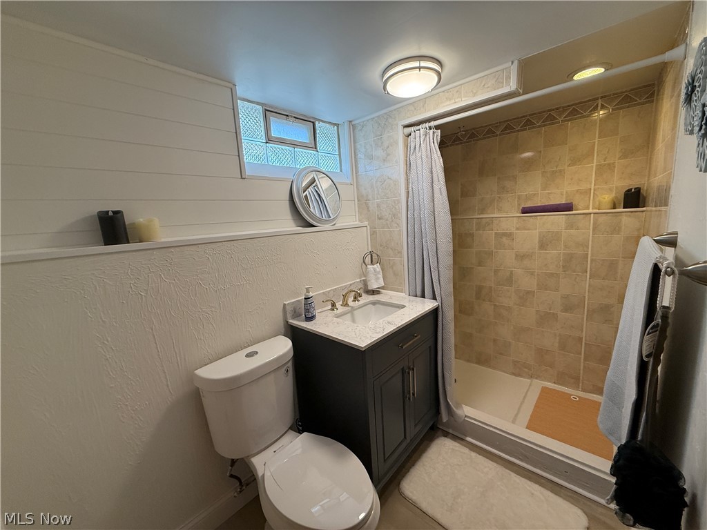 17201 Martha Road Cleveland OH 44135