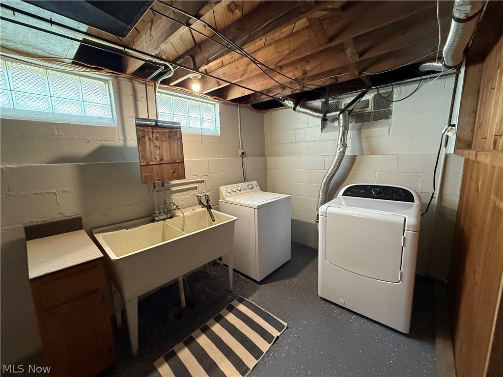 17201 Martha Road Cleveland OH 44135