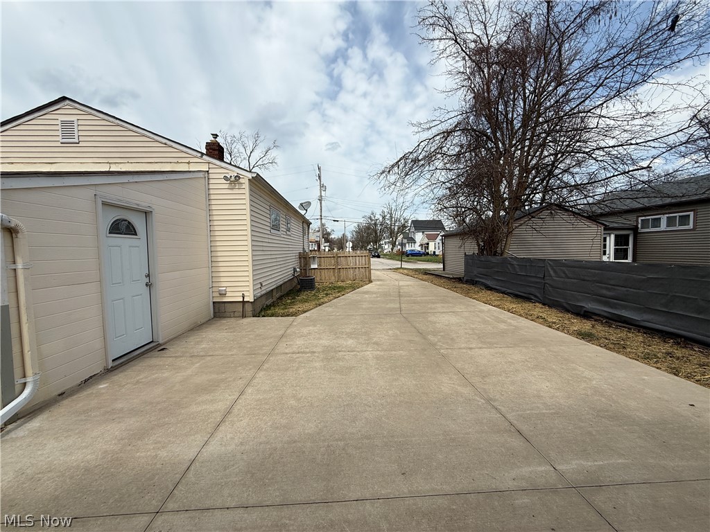 17201 Martha Road Cleveland OH 44135