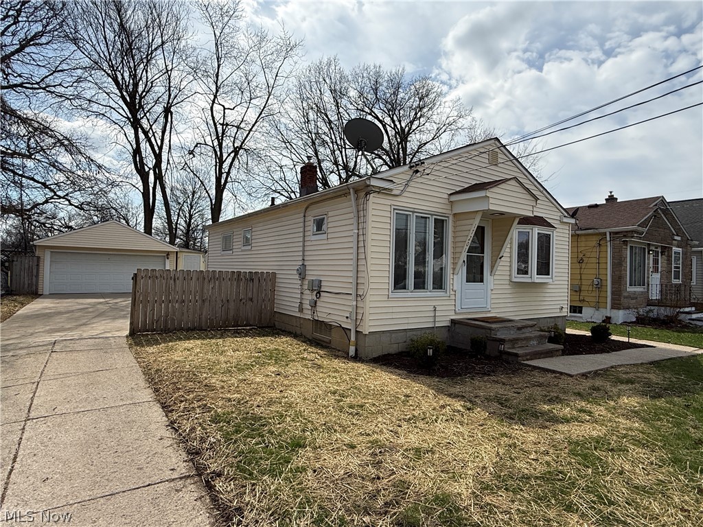 17201 Martha Road Cleveland OH 44135