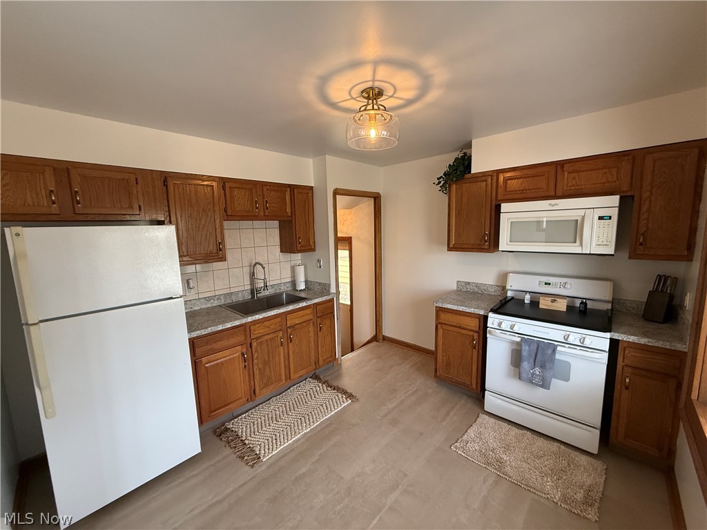 17201 Martha Road Cleveland OH 44135