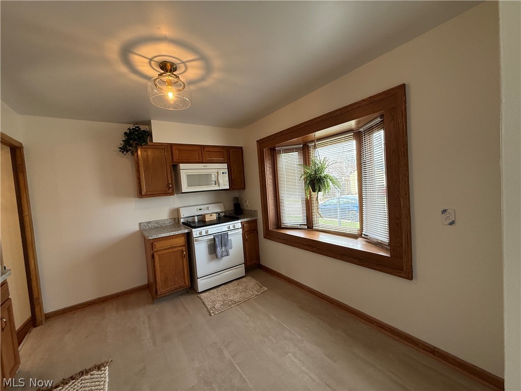 17201 Martha Road Cleveland OH 44135