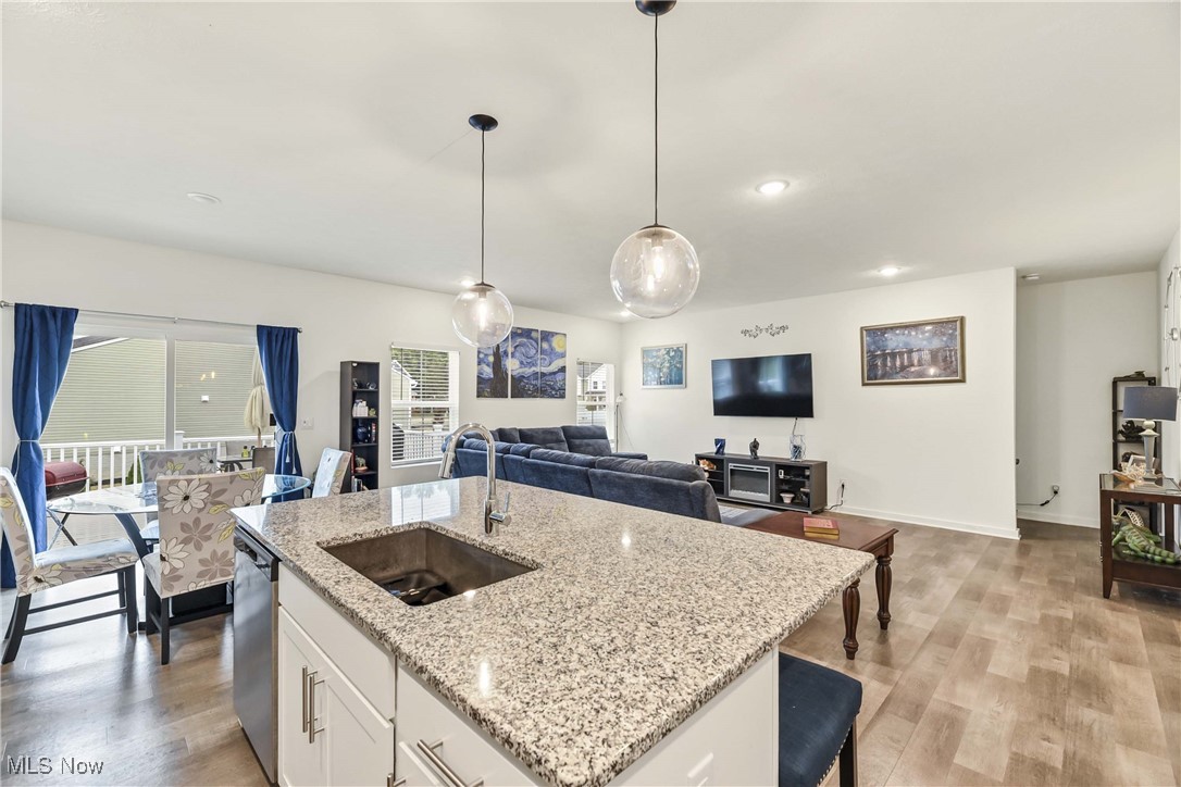 229 Harvest Way Elyria OH 44035